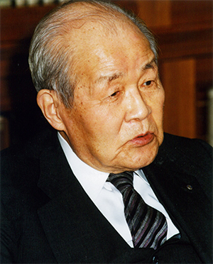 KENZO TOHATA