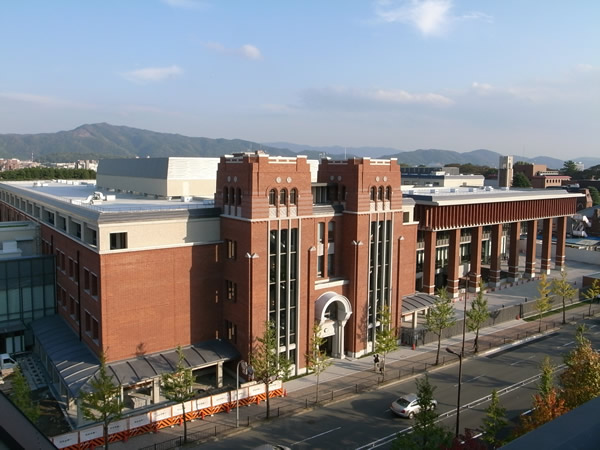 同志社大学今出川キャンパス「良心館」