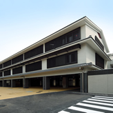 Kyoto Prefecture Family Support Center / Kyoto Prefecture Higashiyama Police Station Building